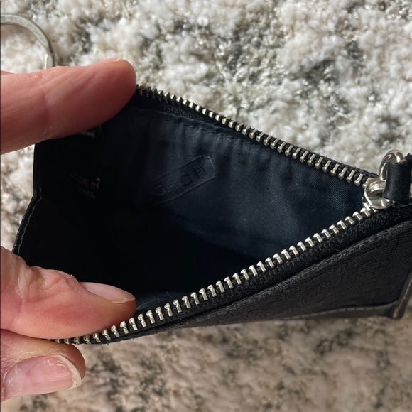 Coach Signature C Mini Skinny
Jacquard Canvas - Picture 4 of 4